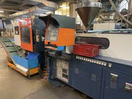 Pressa oleodinamica per stampaggio plastica Maico Presse