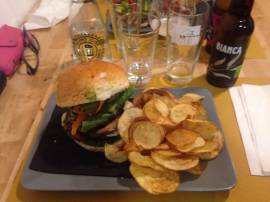 AMBURGHERIA- BAR - RISTORANTE - CAFFETTERIA AVVIATAAAAAAA!!!!! ZONA - BOVISA UNIVERSITA' PIENA DI RA