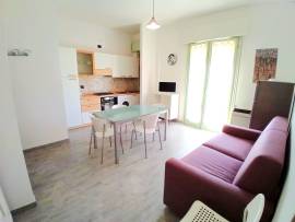 Lido di Savio-4 posti ristrutturato, clima, aria condizionata.