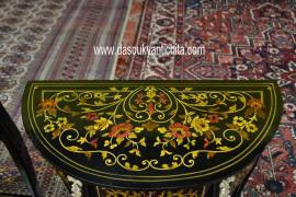 Coppia di tavolini – console ebanizzati mezzo giro stile Luigi XV