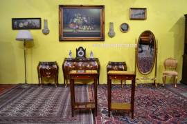 Coppia di tavolini- comodini stile Luigi XVI Coppia di tavolini- comodini stile Luigi XVI