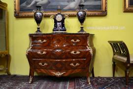 Commode-cassettone stile Luigi XV