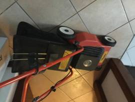 Vendo RASAERBA elettrico nuovo professionale di marca causa inutilizzo 