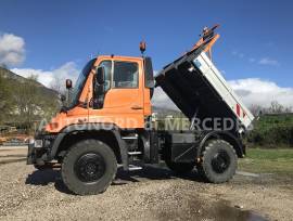 UNIMOG U400 = Patente B