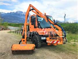 UNIMOG U400 = Patente B