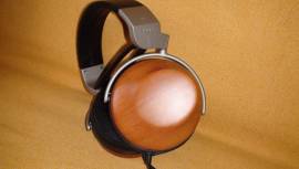 SONY MDR-R10