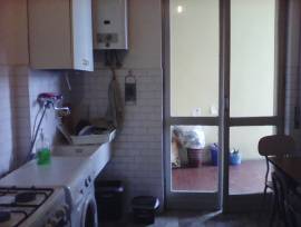 AFFITASI CAMERA SINGOLA IN APPARTAMENTO