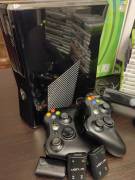 XBOX 360 Slim 250Gb (modifica Dual Nand) + Kinect + 2 joypad + 25 giochi originali