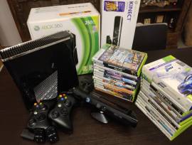 XBOX 360 Slim 250Gb (modifica Dual Nand) + Kinect + 2 joypad + 25 giochi originali