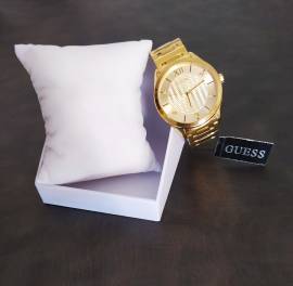 VENDO OROLOGIO GUESS COLOR  ORO - NUOVO