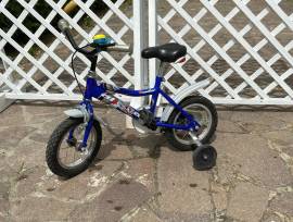 Vendo bicicletta con ruotine per bimbo 2-5 anni