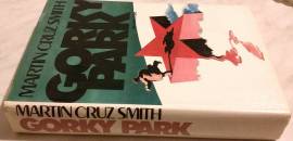 Gorky Park di Martin Cruz Smith Ed: Club su licenza Arnoldo Mondadori Editore, Novembre, 1982 ottimo