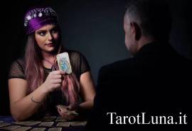 WWW.TAROTLUNA.IT PRENOTA UN CONSULTO CON LA TUA CARTOMANTE PREFERITA