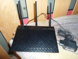 Modem Router Asus.