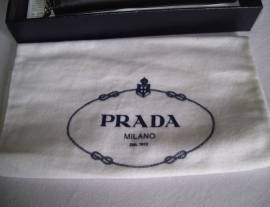 PRADA portafoglio in pelle Saffiano nero grande