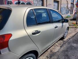 Vendo Toyota Yaris