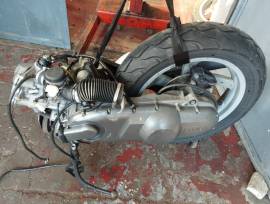 Motore Aprilia Scarabeo 200 anno 2002 ROTAX 177S