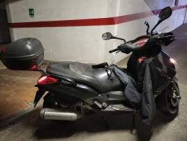 Vendo Yamaha X-Max 250