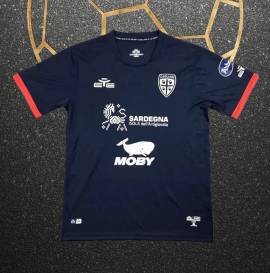 camiseta cagliari 23/24