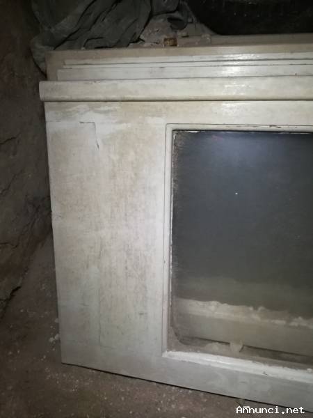 Regalo infissi / finestroni in legno (porte interne di balconi)