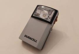 TORCIA VINTAGE DURACELL FLASH COMPACT CON GANCIO DA APPENDERE COME NUOVA