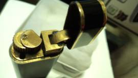 CARTIER - Accendino Vintage Placcato in Oro