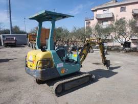 Miniescavatore usato YANMAR B17