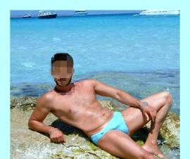 MASSAGGIATORE ESPERTO A CATANIA - ANDREA - MASSAGGIO A  o 4 MANI