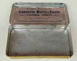 Scatola Di Latta Speciale Mandorlato Garzotto Rocco & Figlio Cologna Veneta(Italia) anni '80