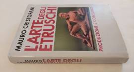 L'arte degli Etruschi.Produzione e Consumo di Mauro Cristofani Ed.CDE su licenza Einaudi, 1978