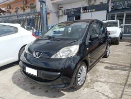 PEUGEOT 107 1.0 PLASIR CAMBIO AUTOMATICO