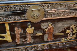 Baule in legno laccato cinese metà XX secolo