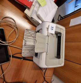 ARREDO UFFICI E MACCHINE D’UFFICIO
