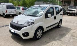 Autocarro Fiat Qubo