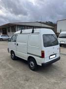 Autocarro Piaggio Porter, furgonato