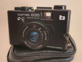 Macchina fotografica Comet 635 Electronic Minicompact con custodia originale in similpelle