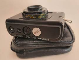 Macchina fotografica Comet 635 Electronic Minicompact con custodia originale in similpelle