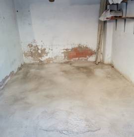 POSTO MOTO IN AFFITTO-ZONA COLLINE