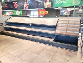 ARREDAMENTO COMPLETO ORTOFRUTTA USATO 