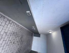 dettaglio luce e 220 v dettaglio luce e 220 v