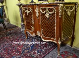 Servante a due sportelli stile Transizione Servante a due sportelli stile Transizione