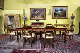 Coppia di capotavola con gruppo di quattro sedie stile Vittoriano Coppia di capotavola con gruppo di quattro sedie stile Vittoriano