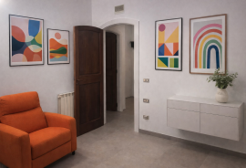 Via Manzoni ampio appartamento da ristrutturare Via Manzoni ampio appartamento da ristrutturare