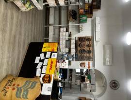 NEGOZIO CAFFE'   :  CIALDE   &   CAPSULE -   NEGOZIO CARINO ADATTO A RAGAZZA CHE VUOLE  UN'ATTIV