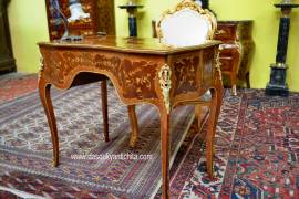 Scrittoio Bureau stile Luigi XV da centro 