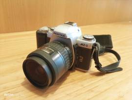 Fotocamera analogica Pentax MZ-5 con flash e borsa 