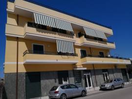 negozio mq 235 casoria