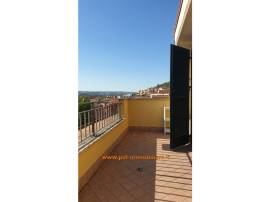 Appartamento mansardato a Monterotondo Scalo - OTTIMO X USO INVESTIMENTO 