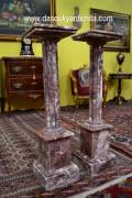 Coppia di piedistalli-colonne in marmo rosso Francia