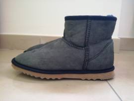 UGG Classic Mini II